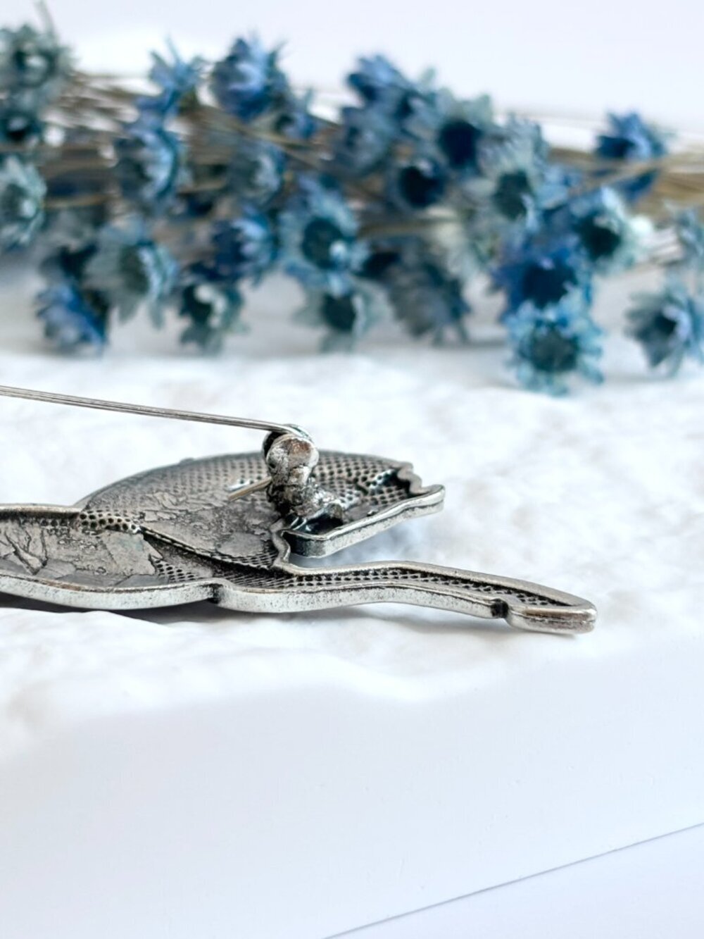 Leaping Horse Figural Silver Toned Vintage Inspired Textured Brooch Pin - Picture 11 of 16